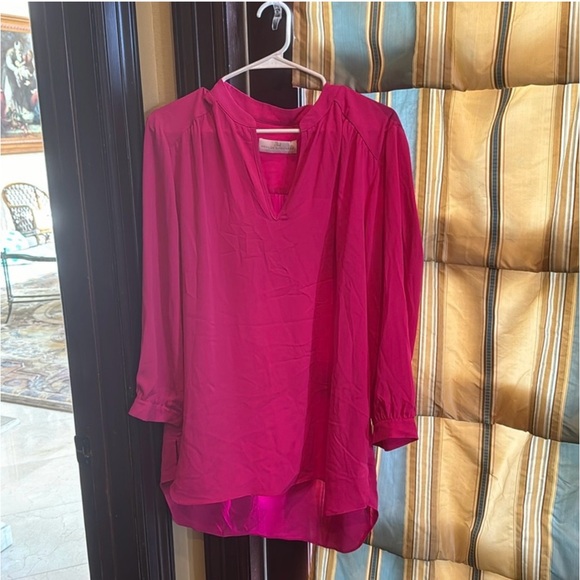 Hot pink blouse - Picture 1 of 4